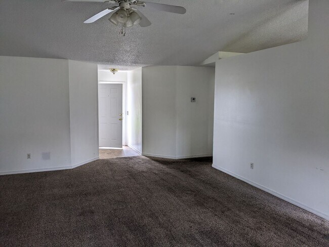 Building Photo - 2823 Atoka Trail