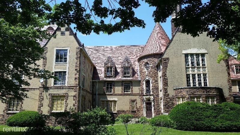 Building Photo - 1404 S Lincoln Ave