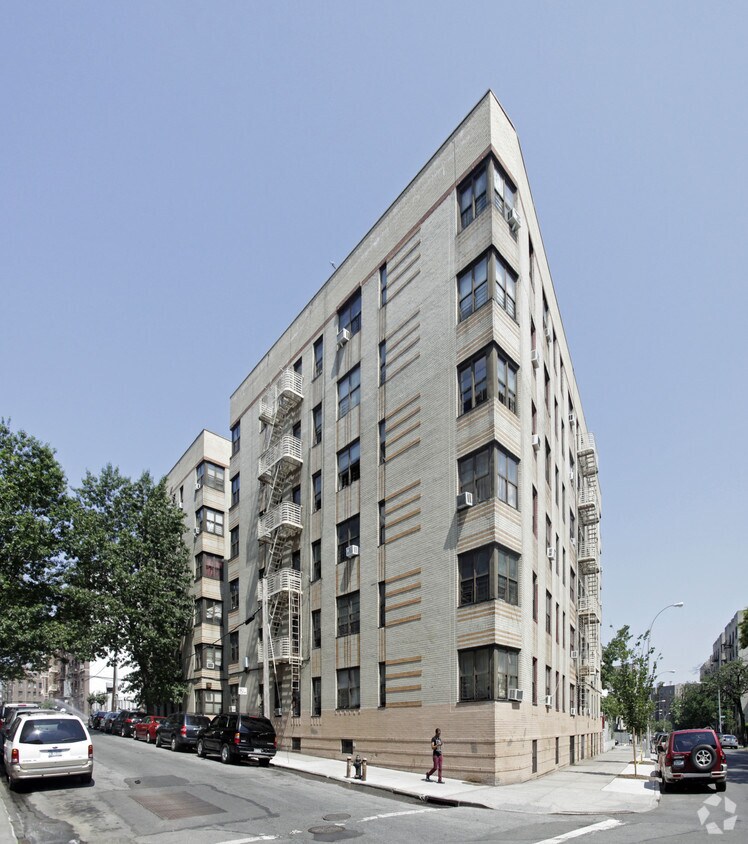 245 E 178th St, Bronx, NY 10457 Apartments in Bronx, NY