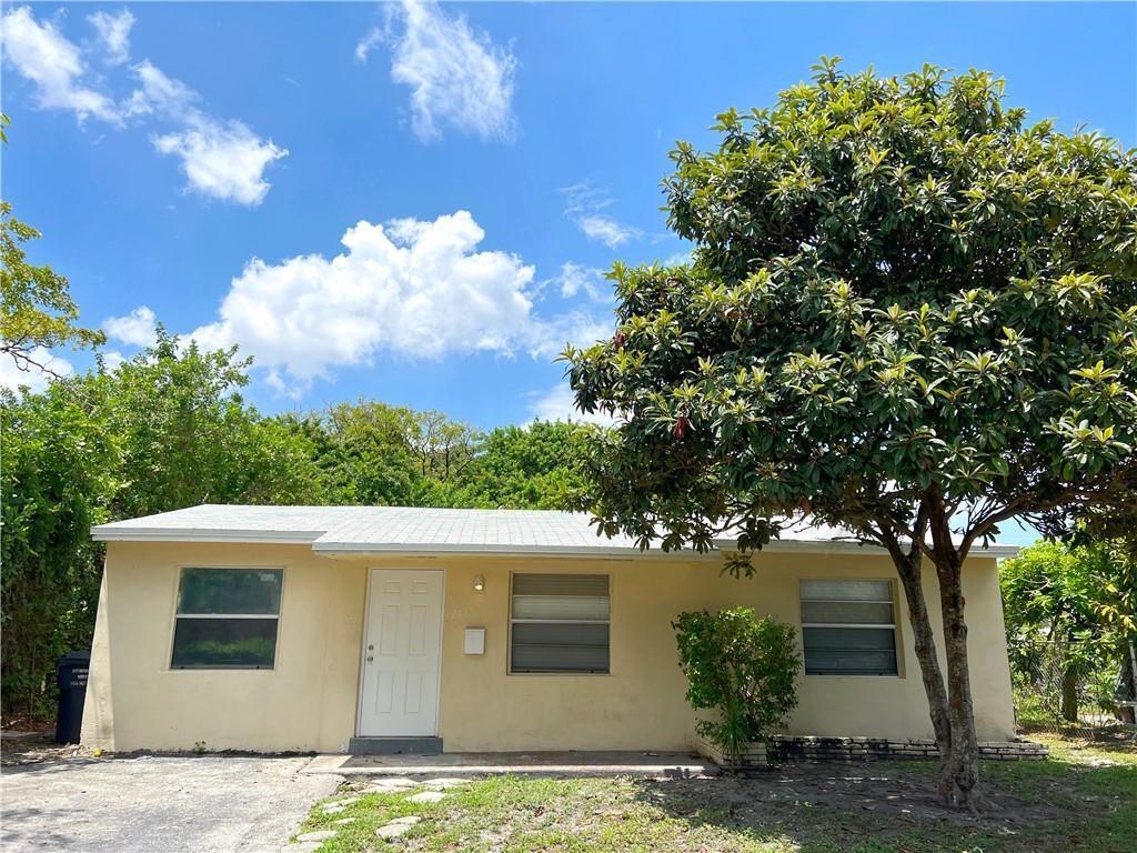 Primary Photo - 3 bedroom in Hollywood FL 33020