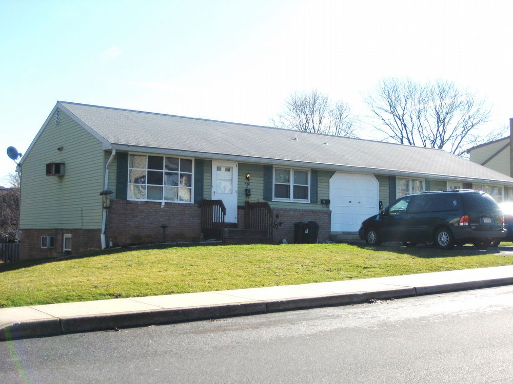 Primary Photo - 108 Irene Ave