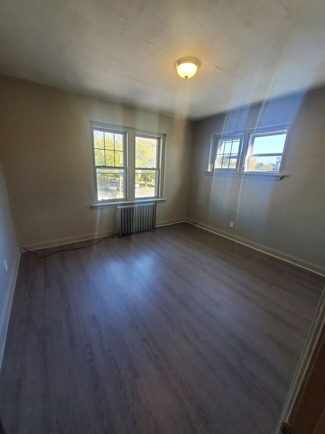 Building Photo - 4409 W Burleigh St