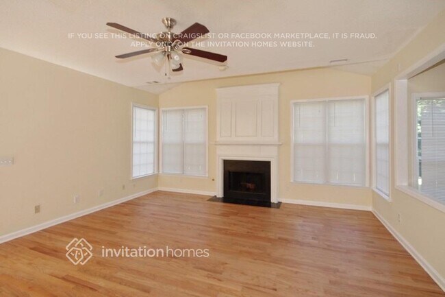 Foto del edificio - 3505 Donamire Way NW