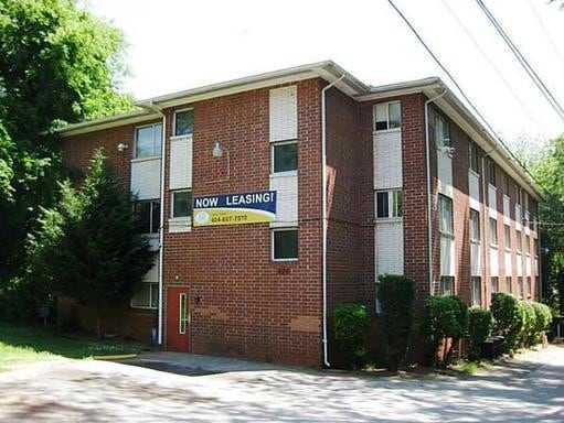 Primary Photo - 2 Bedroom Apt in West End