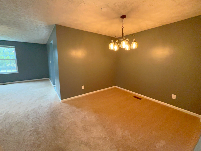 Dining Room - 5105 Weston Cir