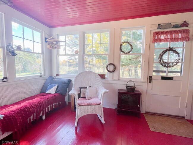 Foto del edificio - 1728 Canopy Ln SW