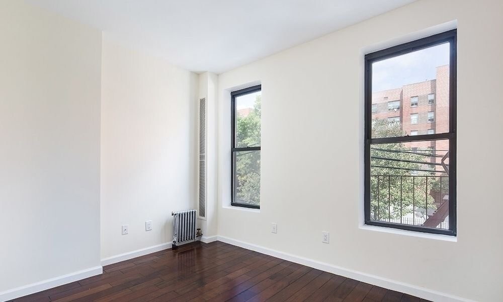 Foto principal - 566 Baltic St