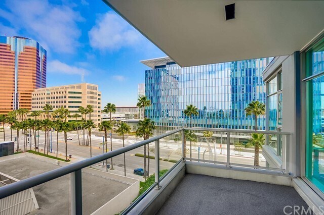 Primary Photo - 400 W Ocean Blvd