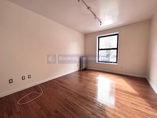 Foto del edificio - 619 West 175th Street