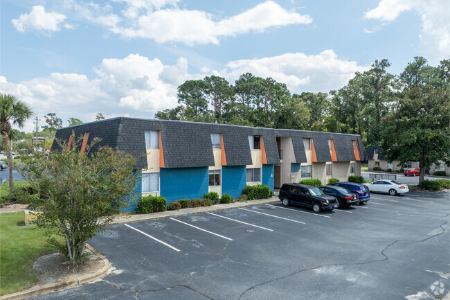 Lemans Apartments - Additional Building View - Le Mans Apartments