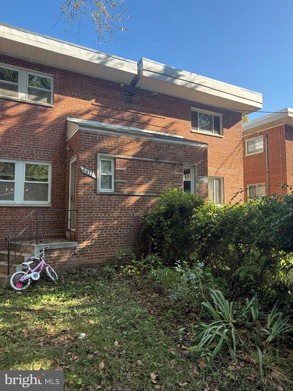 Foto del edificio - 4411 Harrison St NW