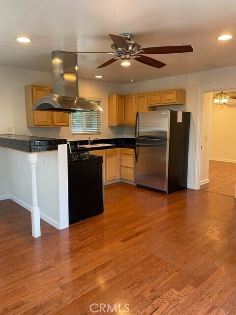 Building Photo - 902 Osceola St