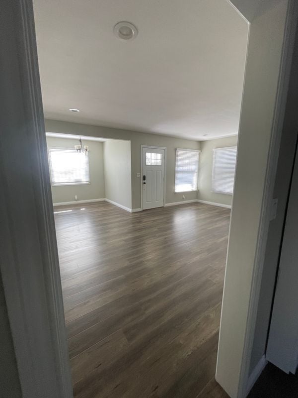 Foto del edificio - 1029 W 122nd St