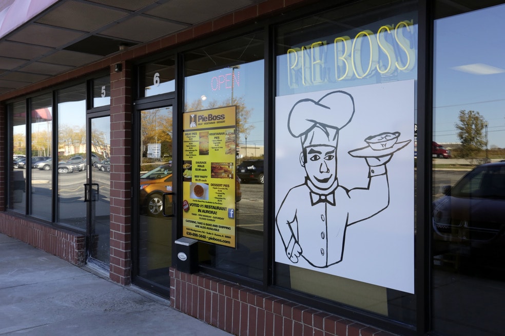 Is Eola Yards a Good Place To Live in Aurora? Neighborhood Guide by