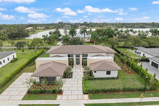 Foto del edificio - 14930 SW 16 Ct