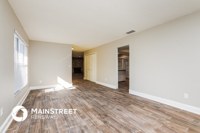 Foto del edificio - 1580 Banks St