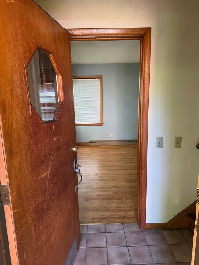 Foto del edificio - 2138 E Johnson St