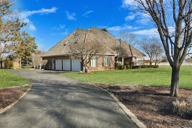 Foto del edificio - 37274 N Black Velvet Ln