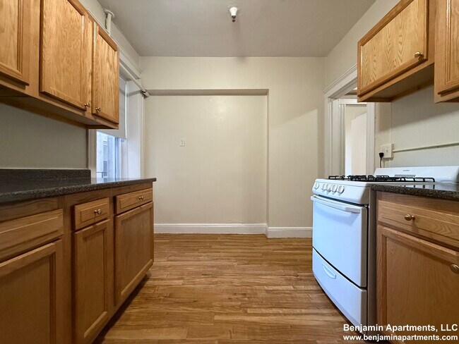 Building Photo - 1810 Commonwealth Ave