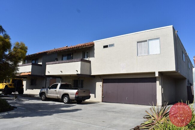 Foto del edificio - Charming 2-Bedroom East San Diego Apartment