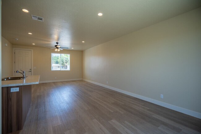 Foto del edificio - Newer Townhome Near Utah Tech