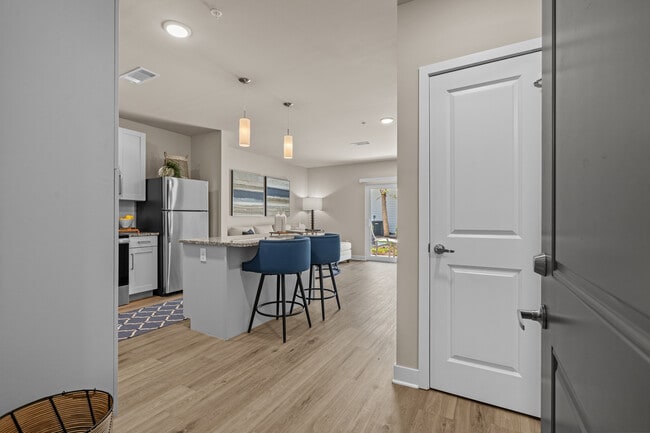 Building Photo - The Edison at the Shores