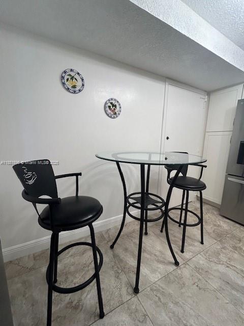 Foto del edificio - 3140 S Ocean Dr