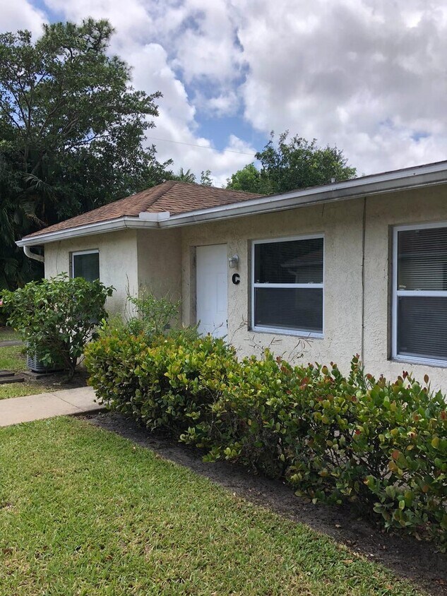 Primary Photo - 5060 Sanctuary Way
