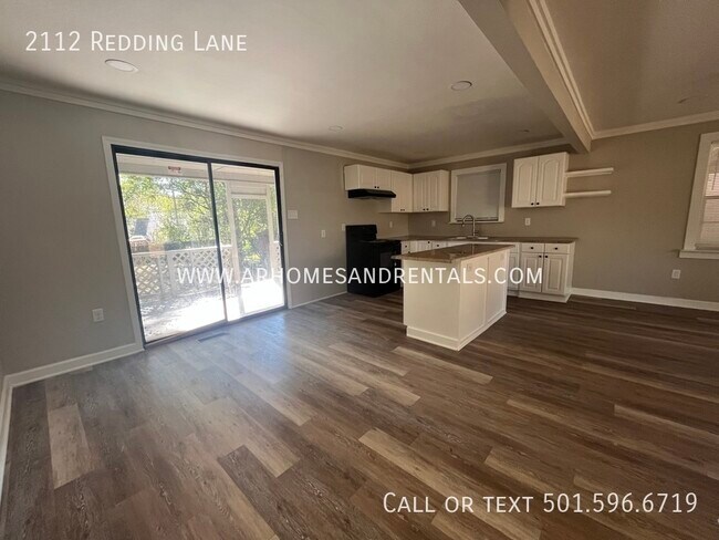 Building Photo - 2112 Redding Lane | $1250 | 3 beds, 1 full...