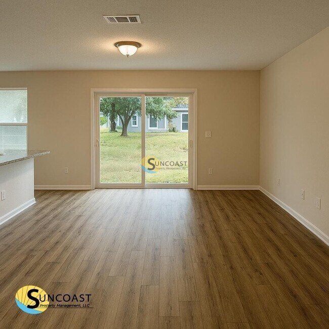 Foto del edificio - 7847 Mariner St
