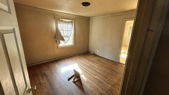 Building Photo - 3963 N Foster Dr
