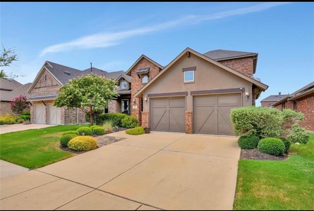 Building Photo - 855 Forest St