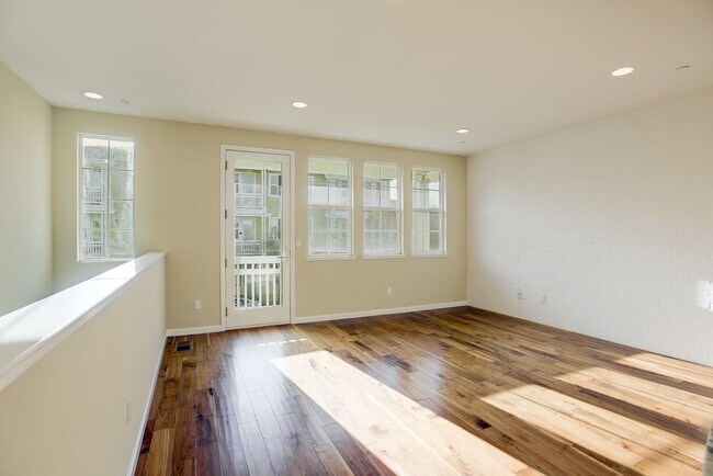 Building Photo - 631 True Wind Way