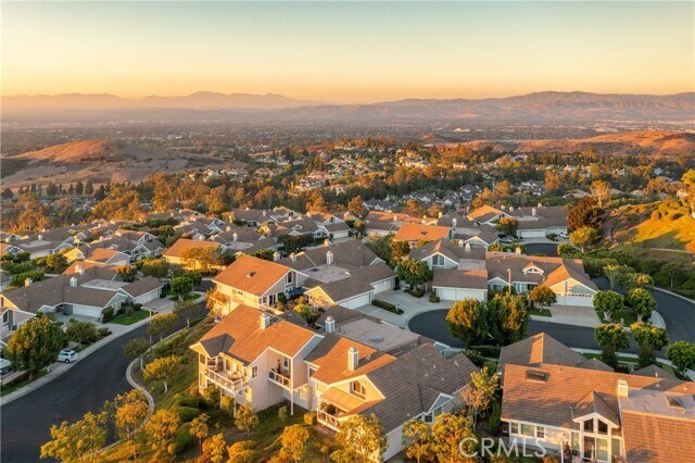 Foto del edificio - 6 Saros