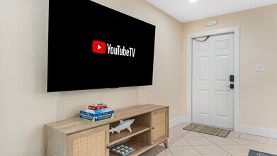 Building Photo - 79 S Brevard Ave