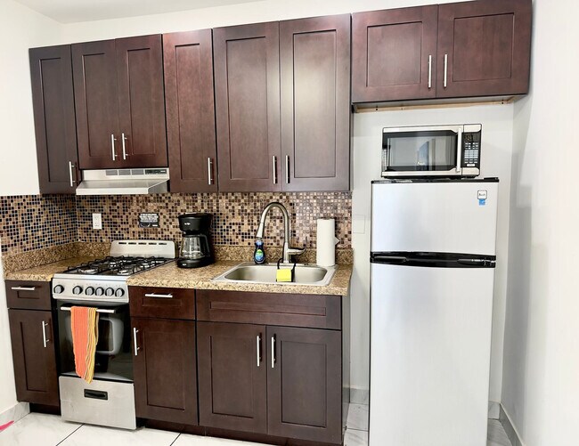 Foto del edificio - 324 Van Buren St