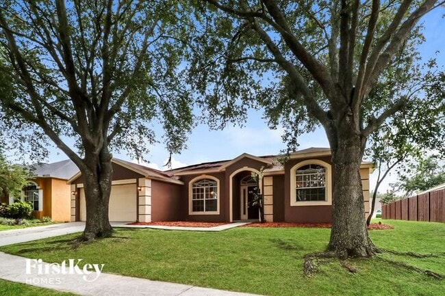 Building Photo - 318 Country Vineyard Dr