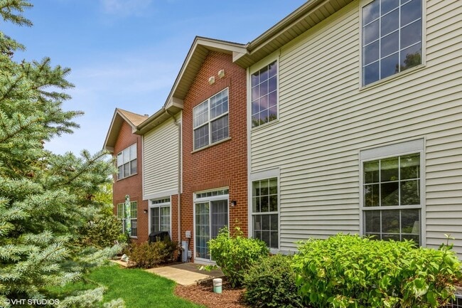 Foto del edificio - 24226 Walnut Cir