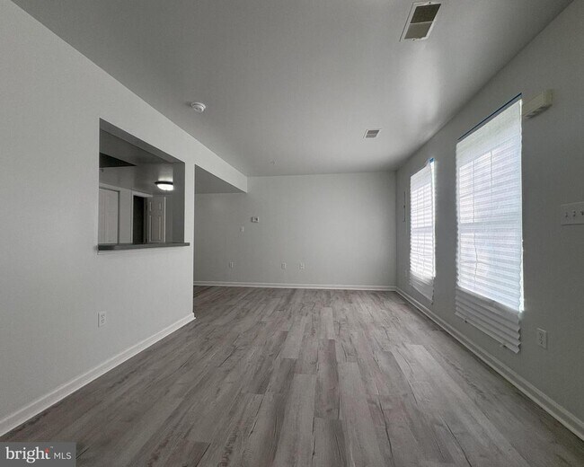 Foto del edificio - 132 N Altamont Ave
