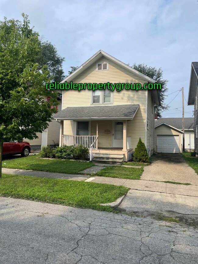 Building Photo - 1906 Riedmiller Ave