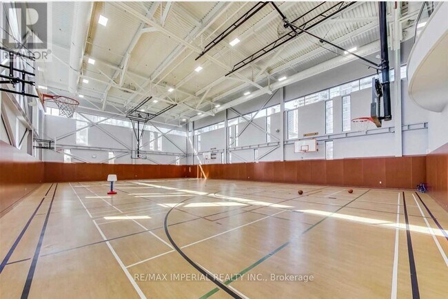 Photo du bâtiment - 3 Navy Wharf Ct