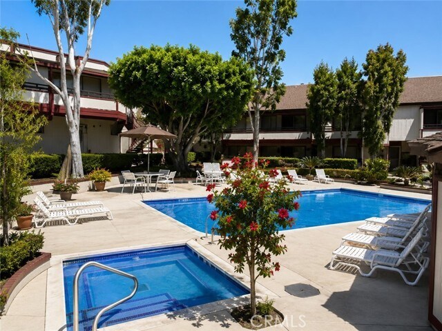 Foto del edificio - 946 W 220th St