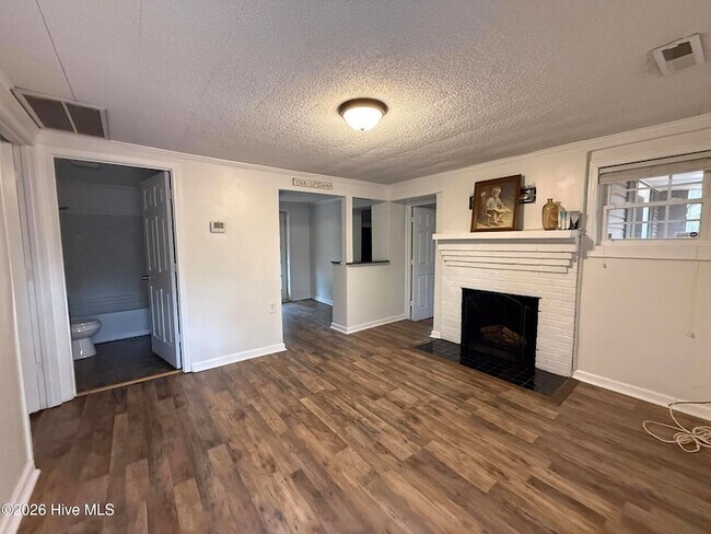 Foto del edificio - 235 N Pecan St