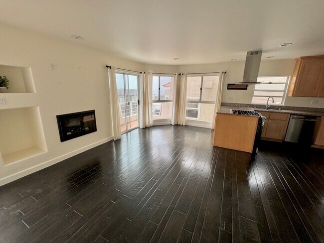 Foto del edificio - Luxury 2bd/2 bth with Ocean View