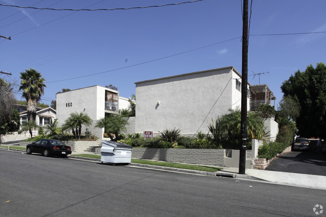 Building Photo - Hillside Gardens Apartments