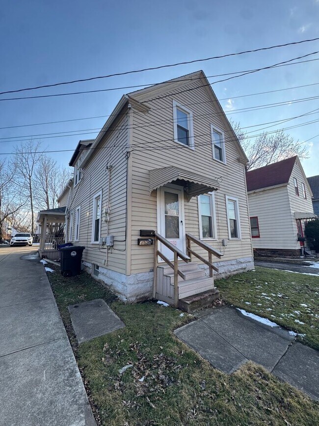 Foto del edificio - 3525 Dawning Ave