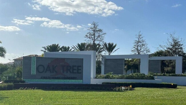 Foto del edificio - 4534 Pinehurst Trl W