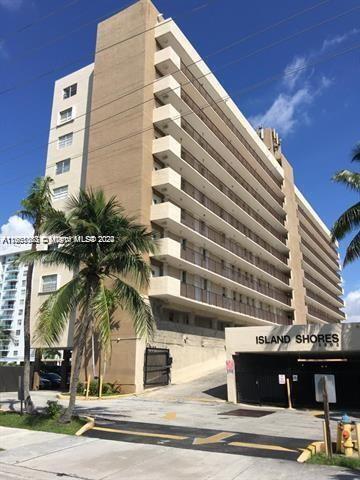 Foto del edificio - 2903 N Miami Beach Blvd