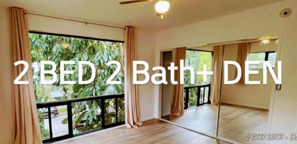 Primary Photo - 345 N Palm Dr