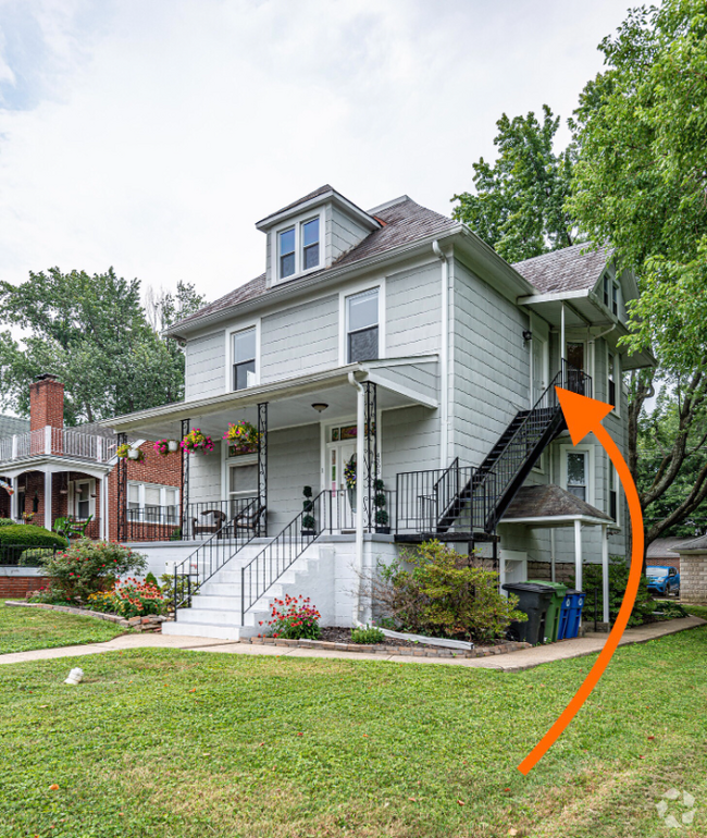 Building Photo - 4303 Glenmore Ave